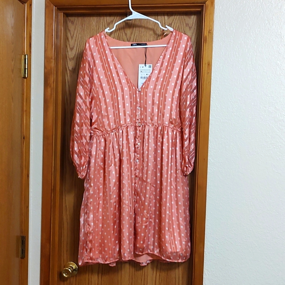 Zara satin dress, light salmon color with white dots